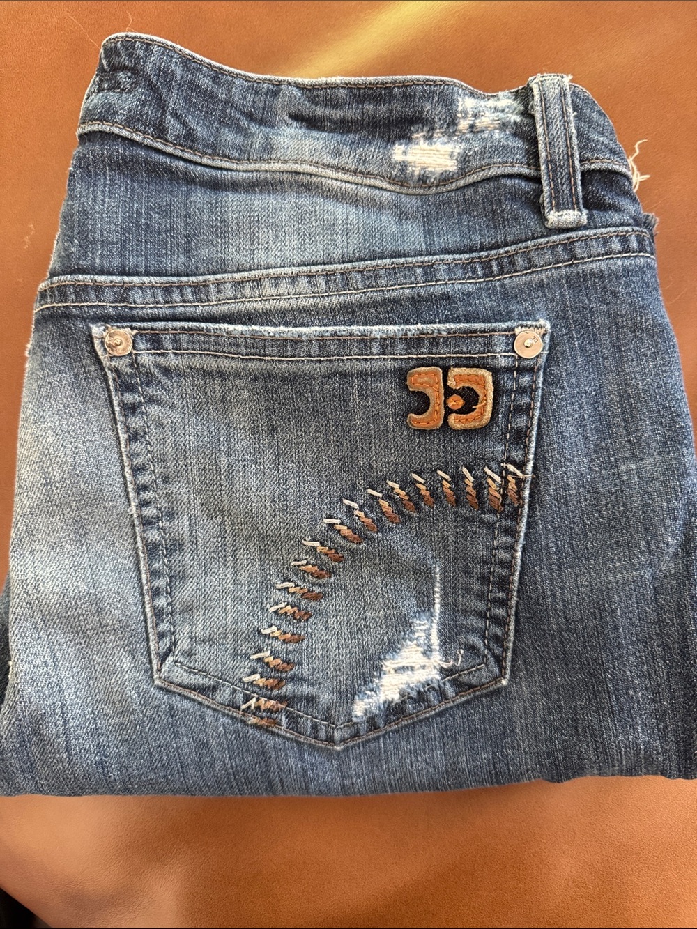 Joe's Jeans Mid-Rise Cropped Jeans with Distressed Back Stitching